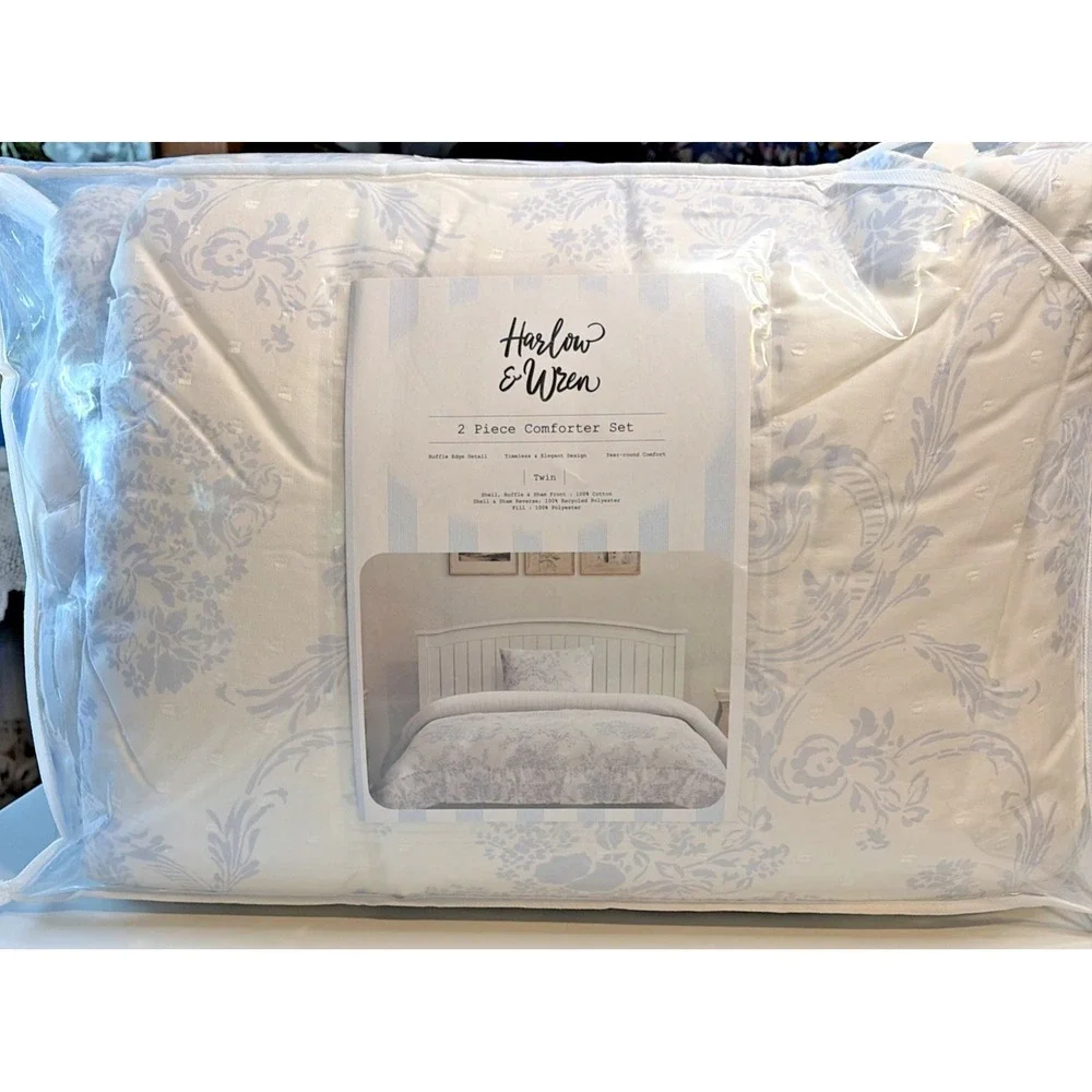 Harlow & Wren Ruffle Edge Comforter in Blue Floral Print - Twin